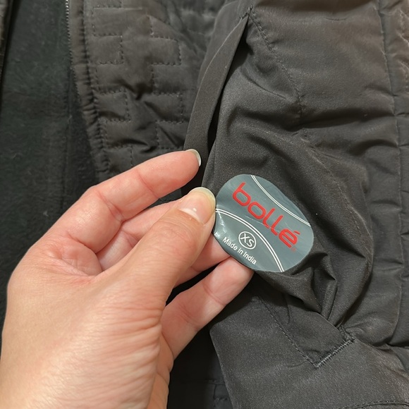 BOLLE | Black Quilted Vest - Picture 3 of 5